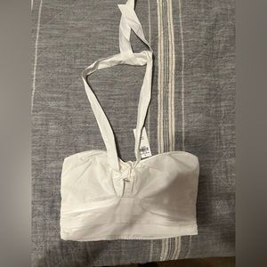 Abercrombie and Fitch white cropped halter top